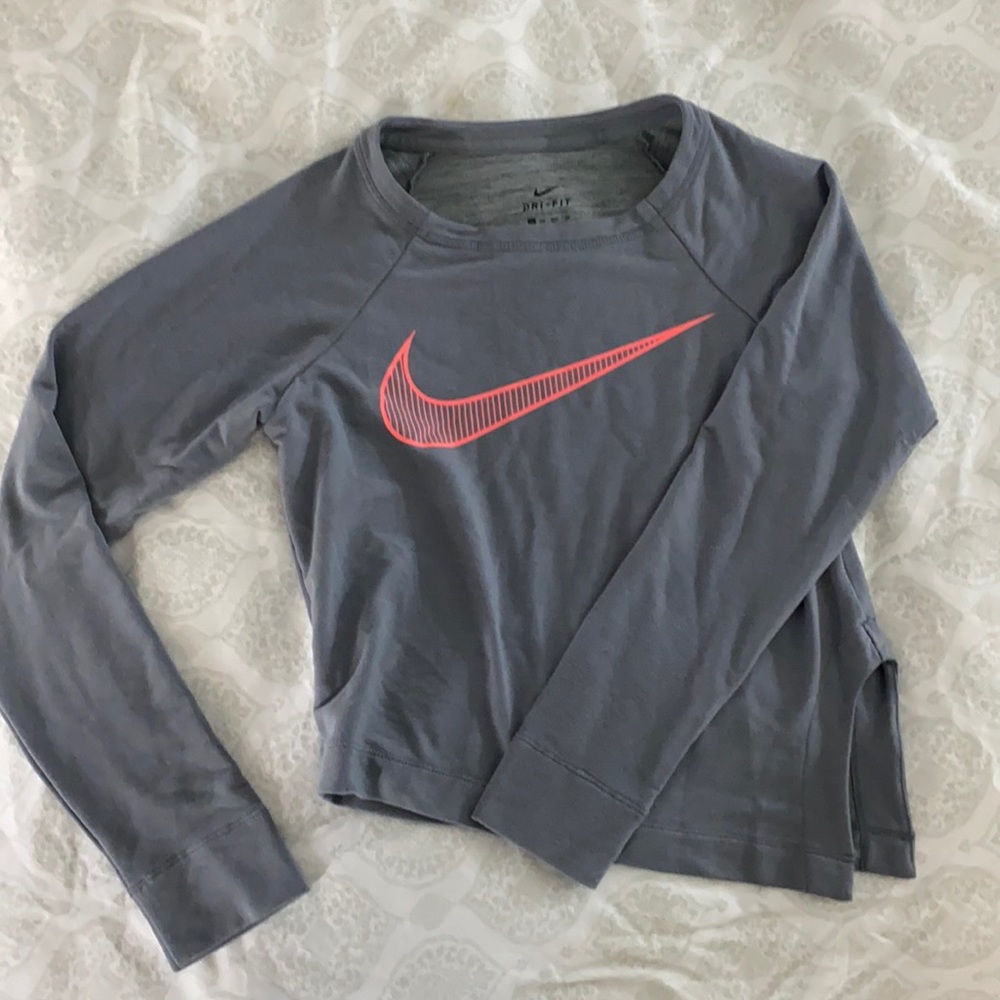 Nike long sleeve shirt